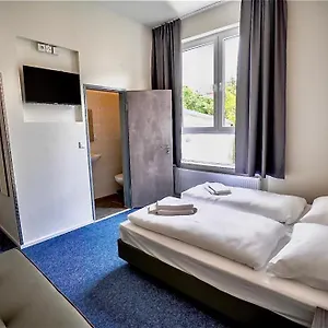 ** Otel Meetpoint Almanya